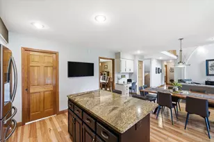 9743 Wellington Ln, Woodbury, MN 55125 - Photo 39