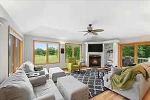 9743 Wellington Ln, Woodbury, MN 55125 - Photo 29