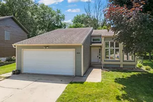826 Northland Pl NE, Rochester, MN 55906 - Photo 29