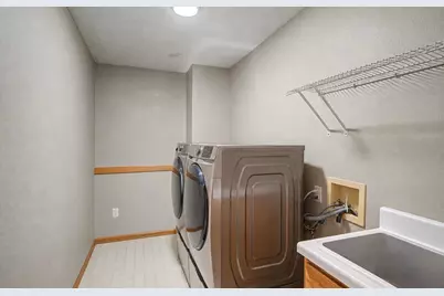 1805 Southwood Trail, Saint Cloud, MN 56301 - Photo 17