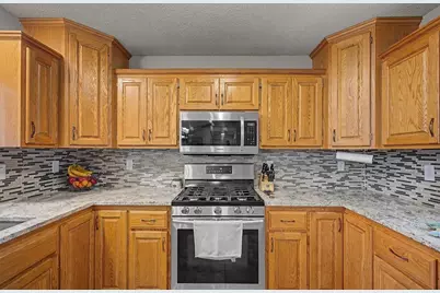 1805 Southwood Trail, Saint Cloud, MN 56301 - Photo 7