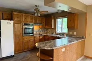 630 Hall Ln, Minneapolis, MN 55411 - Photo 7