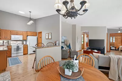 1130 Rose Place, Roseville, MN 55113 - Photo 15