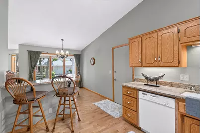 1130 Rose Place, Roseville, MN 55113 - Photo 17
