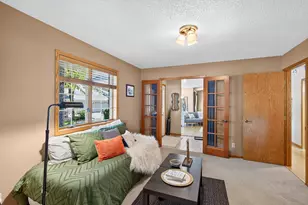 1130 Rose Pl, Roseville, MN 55113 - Photo 25