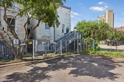 1816 S 5th Street #B, Minneapolis, MN 55454 - Photo 15