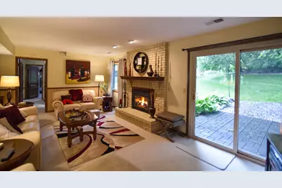 19135 Maple Leaf Drive, Eden Prairie, MN 55346 - Photo 9
