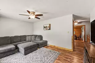 804 6th Ave SE, Pipestone, MN 56164 - Photo 5