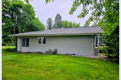 1120 8th Avenue SW, Pipestone, MN 56164 - Photo 49