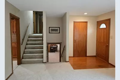 1120 8th Avenue SW, Pipestone, MN 56164 - Photo 3