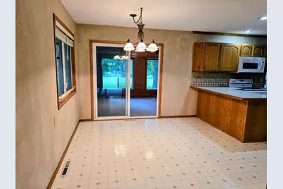 1120 8th Avenue SW, Pipestone, MN 56164 - Photo 7