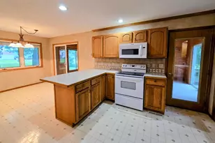1120 8th Ave SW, Pipestone, MN 56164 - Photo 11