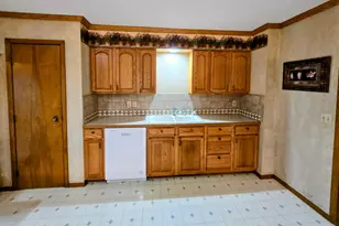 1120 8th Ave SW, Pipestone, MN 56164 - Photo 13