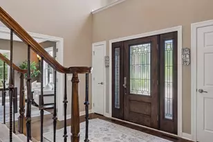 2012 Pine Ridge Dr, West Saint Paul, MN 55118 - Photo 15
