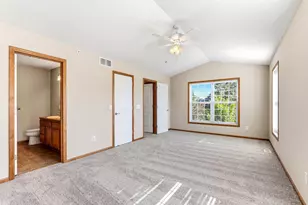 880 Ledgestone Dr, Mahtomedi, MN 55115 - Photo 23