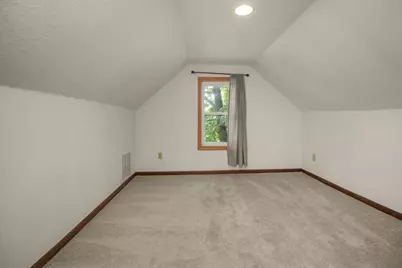 147 Lawson Avenue E, Saint Paul, MN 55117 - Photo 29