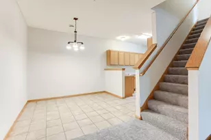 5040 Holly Ln N, Plymouth, MN 55446 - Photo 7