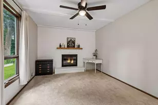 7840 W 100th St, Bloomington, MN 55438 - Photo 23