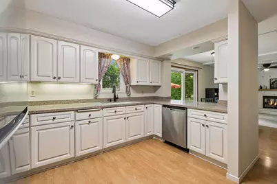 7840 W 100th Street, Bloomington, MN 55438 - Photo 3