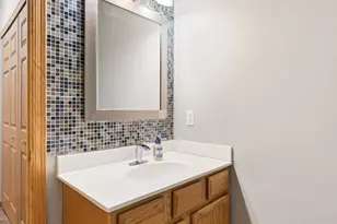18265 Kerrville Trail, Lakeville, MN 55044 - Photo 17