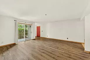 1919 Deerhaven Ln NE, Rochester, MN 55906 - Photo 5