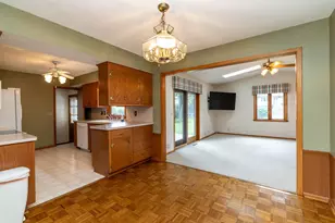 2309 W 95th St, Bloomington, MN 55431 - Photo 7