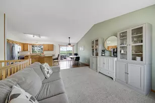 1512 Pond View Ct, Cologne, MN 55322 - Photo 7