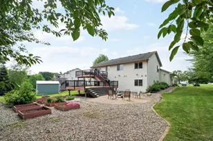 1512 Pond View Ct, Cologne, MN 55322 - Photo 35
