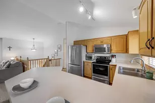 1512 Pond View Ct, Cologne, MN 55322 - Photo 9