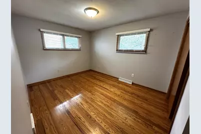 1002 Poplar Avenue, Marshall, MN 56258 - Photo 11