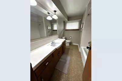 1002 Poplar Avenue, Marshall, MN 56258 - Photo 9