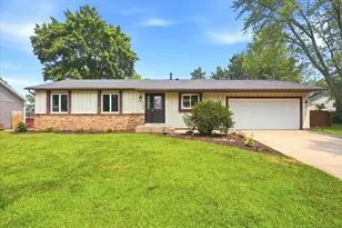 2602 Hawthorne Ln, Stillwater, MN 55082 - Photo 1