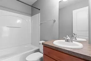 868 Ledgestone Dr, Mahtomedi, MN 55115 - Photo 35