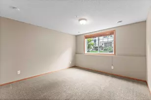 868 Ledgestone Dr, Mahtomedi, MN 55115 - Photo 37