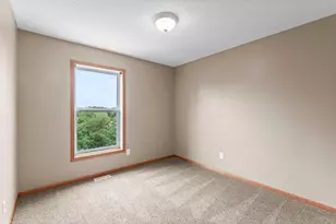 868 Ledgestone Dr, Mahtomedi, MN 55115 - Photo 31
