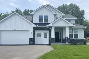 2606 Aspen Dr, Shakopee, MN 55379 - Photo 1
