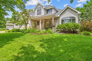 8441 W Lake Dr, Chanhassen, MN 55317 - Photo 33