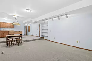 8441 W Lake Dr, Chanhassen, MN 55317 - Photo 15