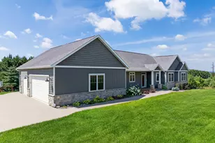5490 Collegeview Rd E, Rochester, MN 55904 - Photo 9