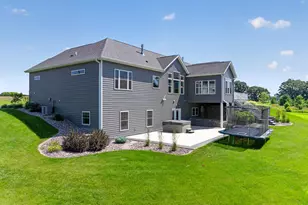 5490 Collegeview Rd E, Rochester, MN 55904 - Photo 13