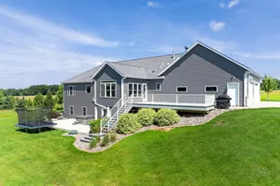 5490 Collegeview Rd E, Rochester, MN 55904 - Photo 11