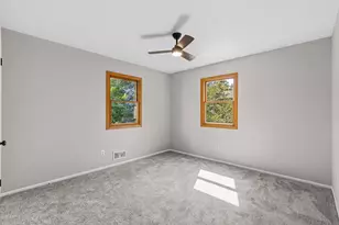 736 Lasso Ln, Eagan, MN 55123 - Photo 17