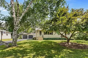 736 Lasso Ln, Eagan, MN 55123 - Photo 3