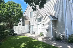 9410 Marshall Rd, Eden Prairie, MN 55347 - Photo 3