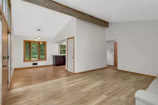 89 Flandrau Pl, Saint Paul, MN 55106 - Photo 7