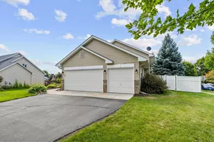 19903 Excelsior Ln, Farmington, MN 55024 - Photo 3