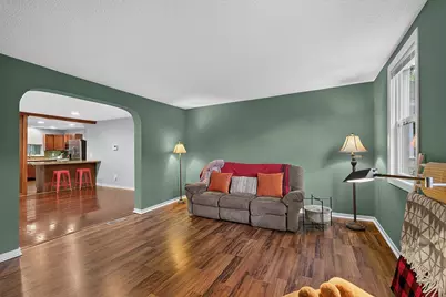 568 Western Avenue N, Saint Paul, MN 55103 - Photo 5