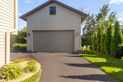 4240 159th Court W, Rosemount, MN 55068 - Photo 5
