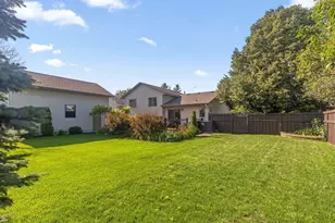 4240 159th Ct W, Rosemount, MN 55068 - Photo 9