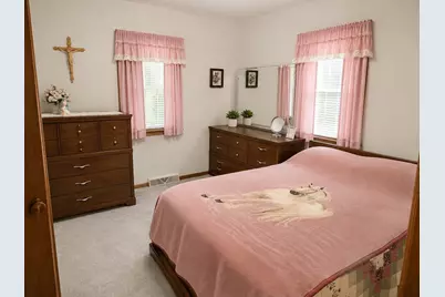 213 23rd Avenue N, Fargo, ND 58102 - Photo 3